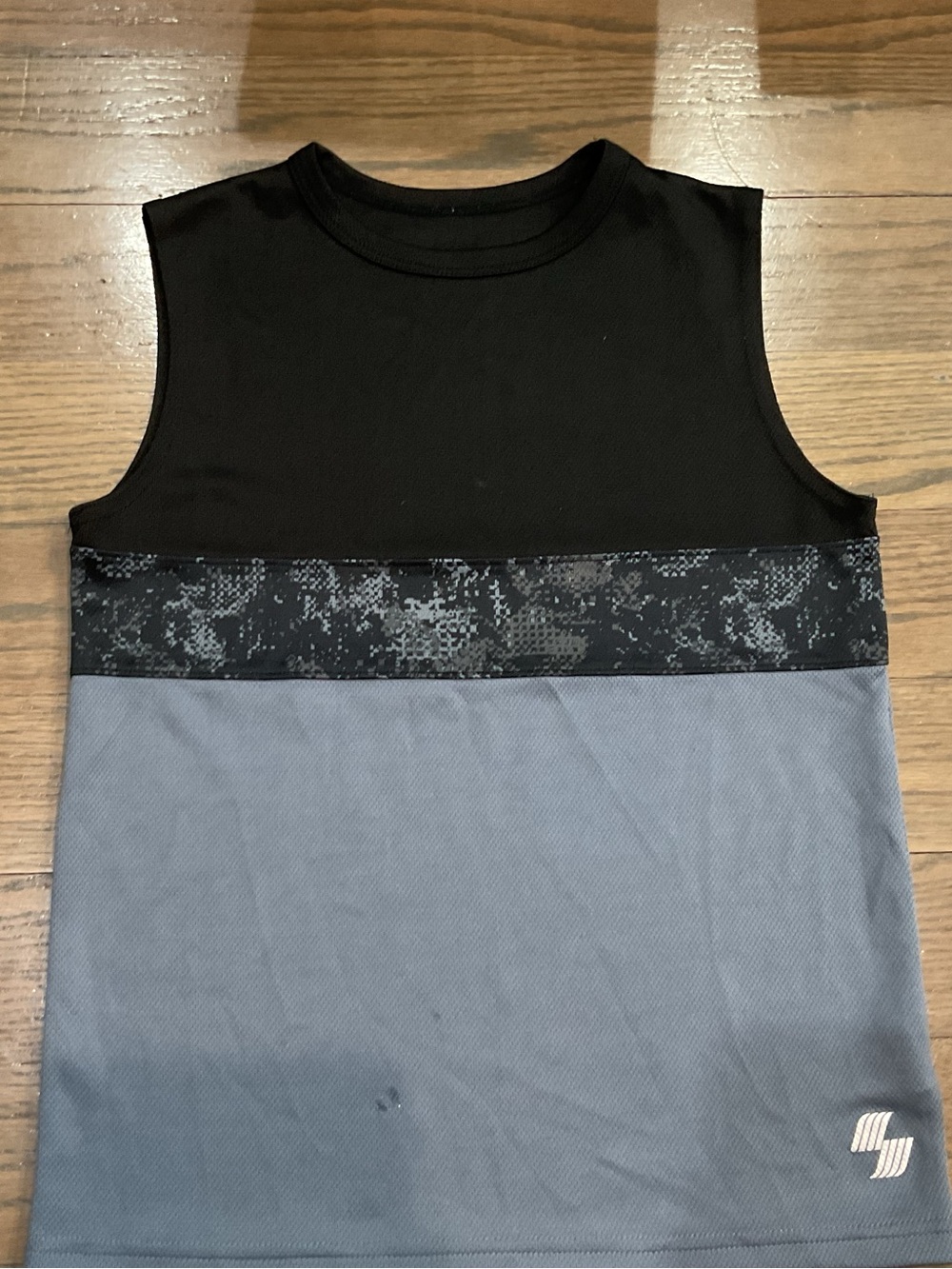 Place Sport Boys Black & Gray Colorblock Athletic Top Size M (7/8)